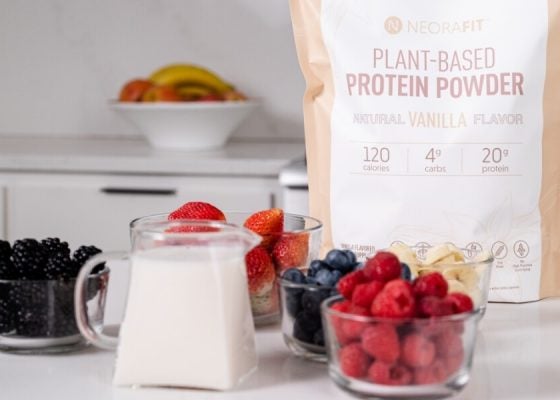 NeoraFit Classic Banana Berry Smoothie