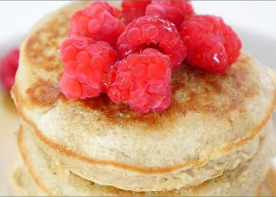 5-Ingredient NeoraProtein Pancakes