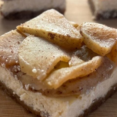 Apple Cottage Cheesecake Bars | Neora Blog