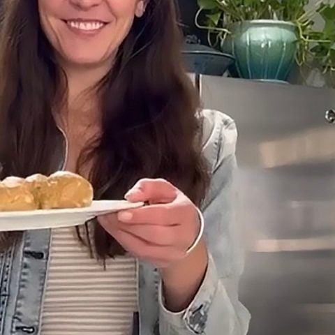Peanut Butter Protein Balls | Neora Blog