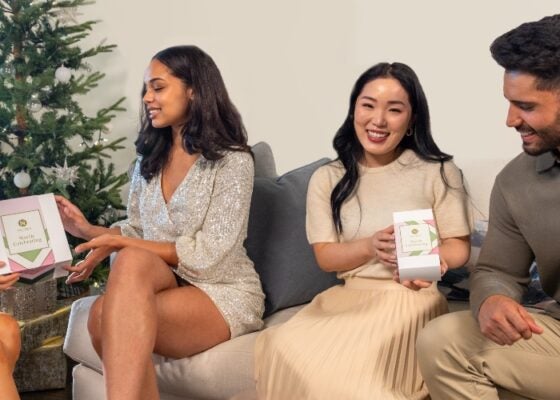 Radiant Holiday Skincare: Unwrap the Glow (and banish clogged pores)!