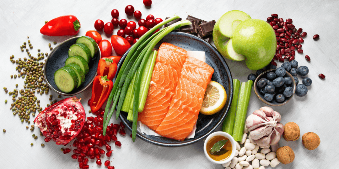 A plate filled with salmon and asparagus.