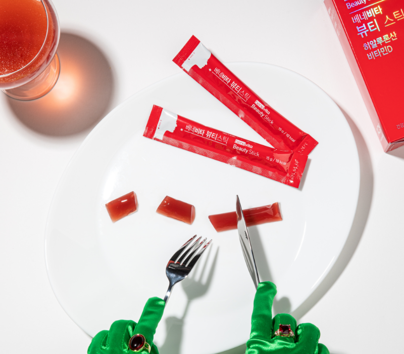 Neora Youth Factor® Vitality Complex bottle and pills shown pictured with berries